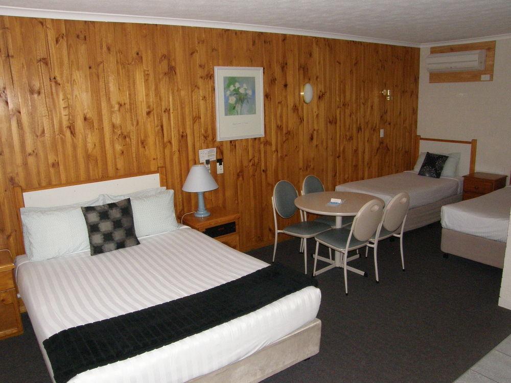 Blue Diamond Motor Inn Даббо Экстерьер фото