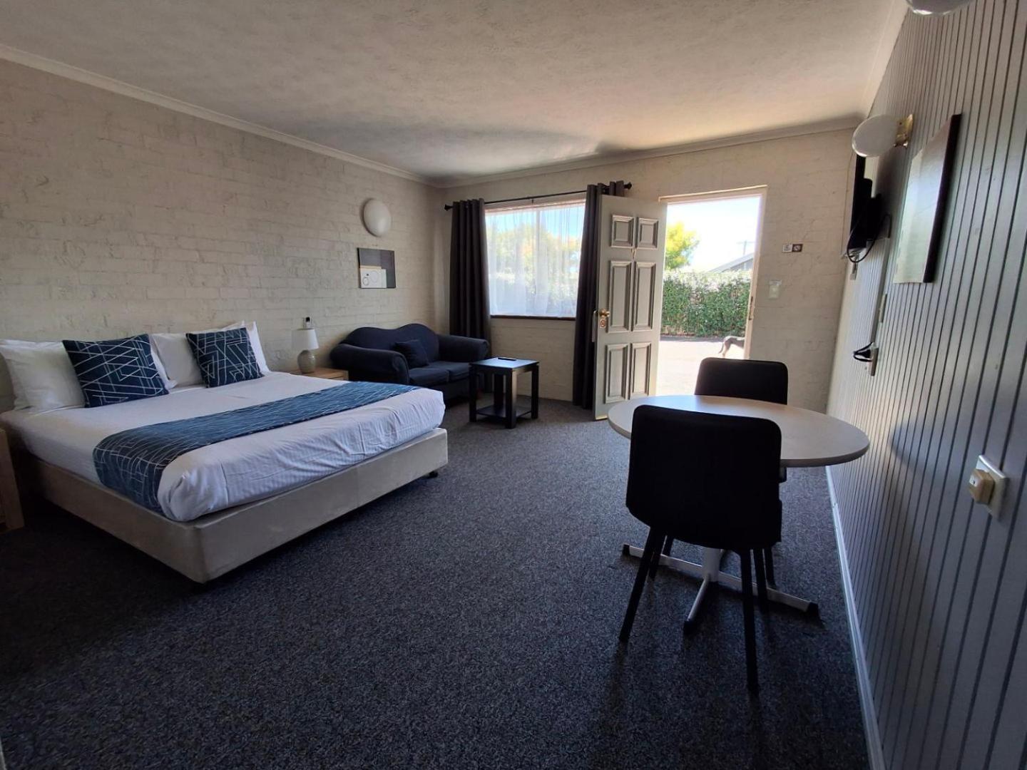 Blue Diamond Motor Inn Даббо Экстерьер фото