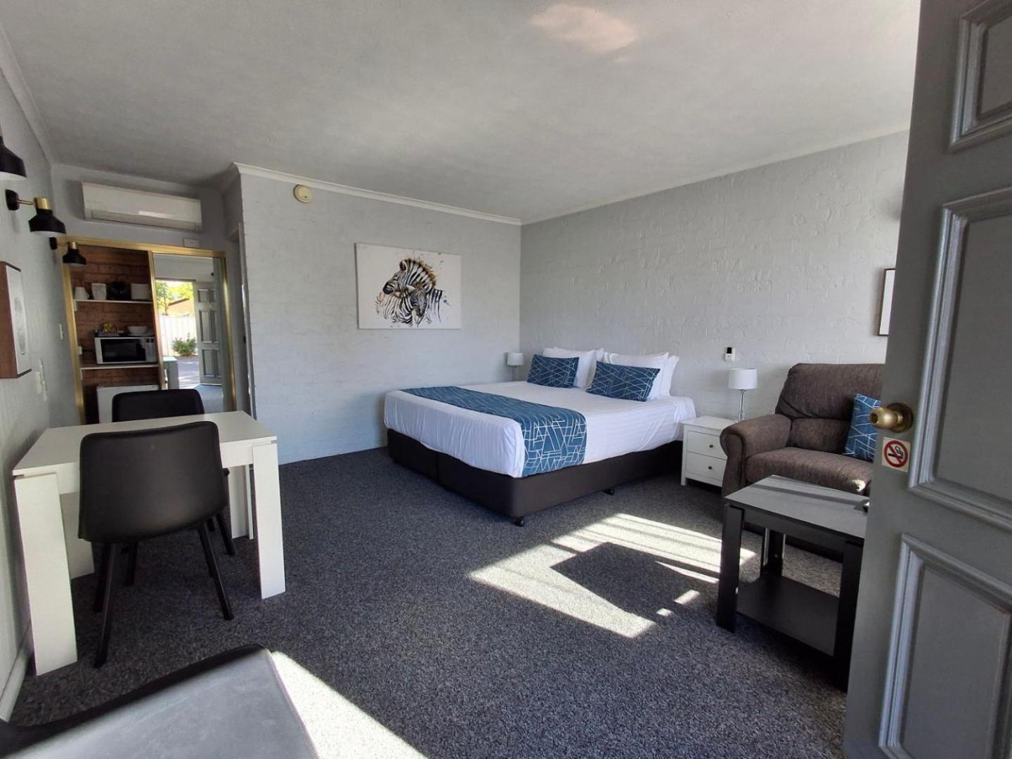 Blue Diamond Motor Inn Даббо Экстерьер фото