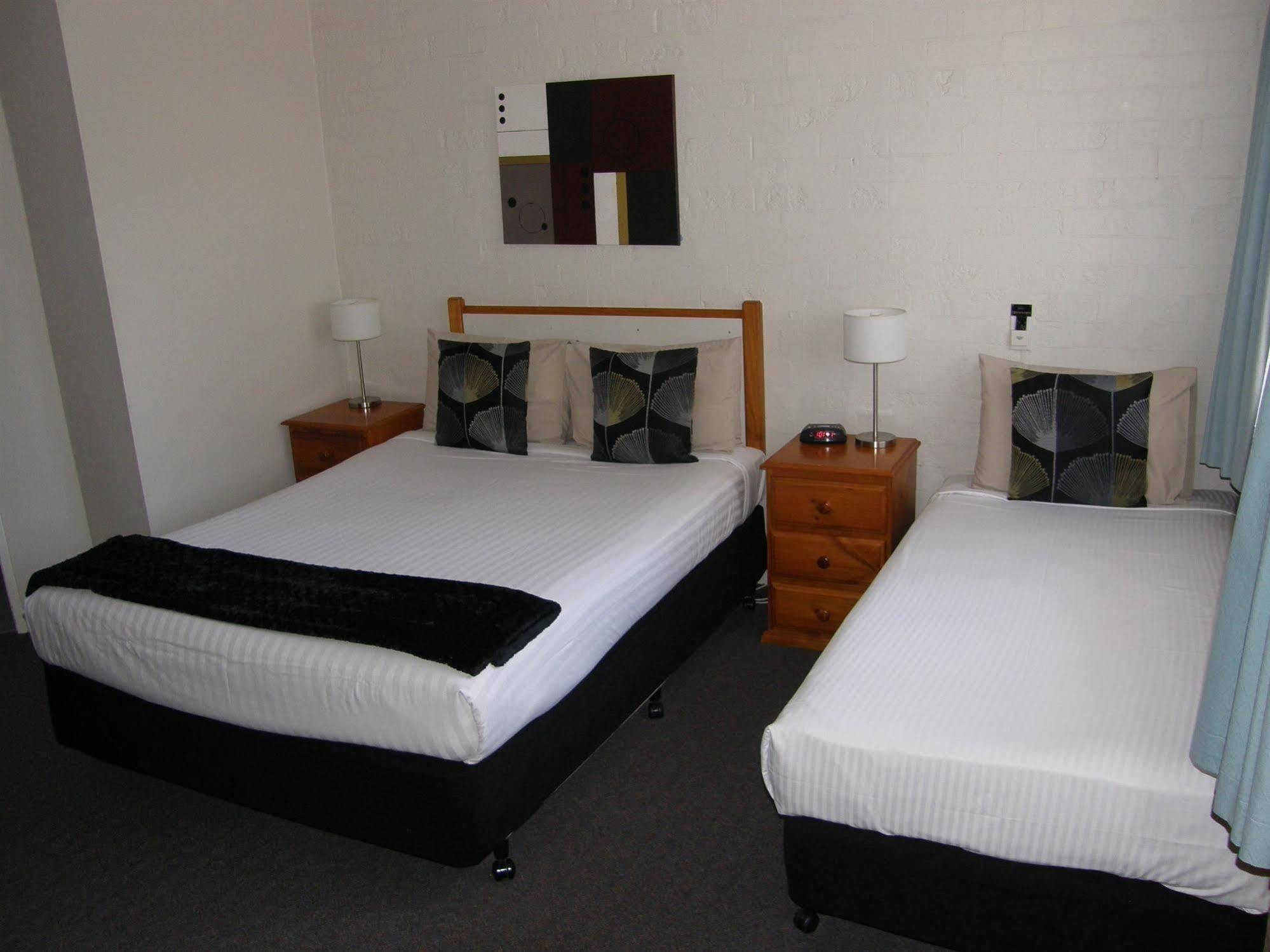 Blue Diamond Motor Inn Даббо Экстерьер фото
